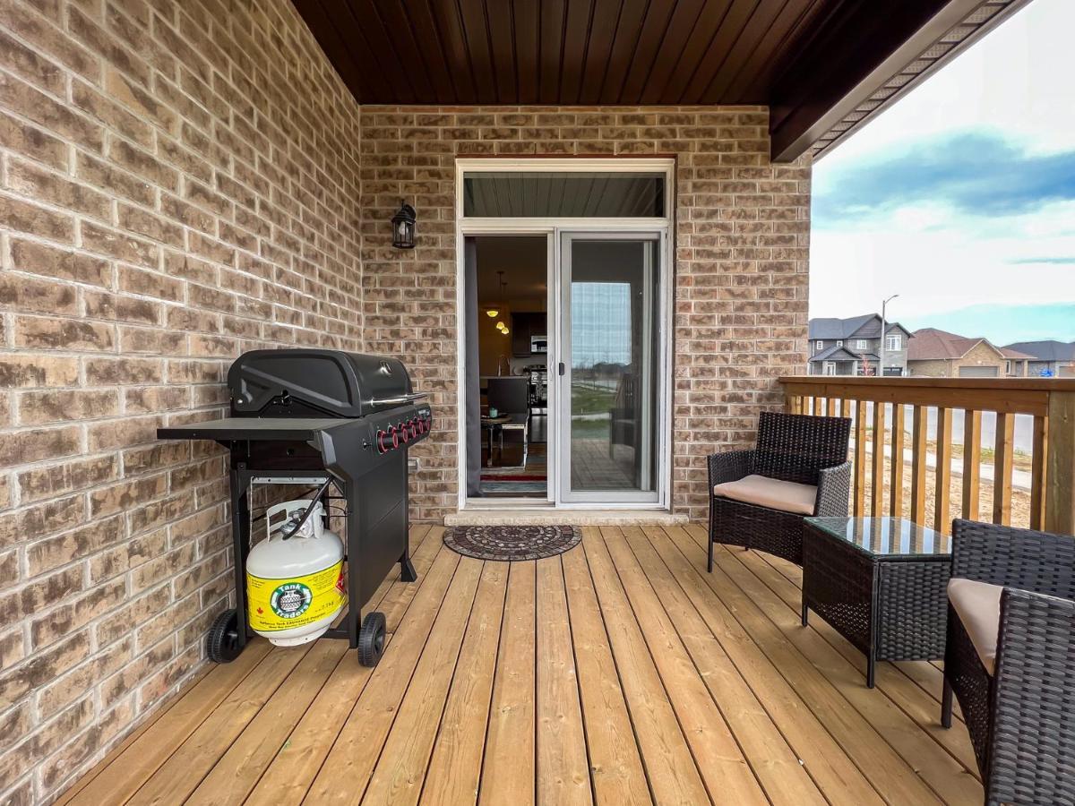 Globalstay New Houses Near Huron Lake ポート・エルジン エクステリア 写真