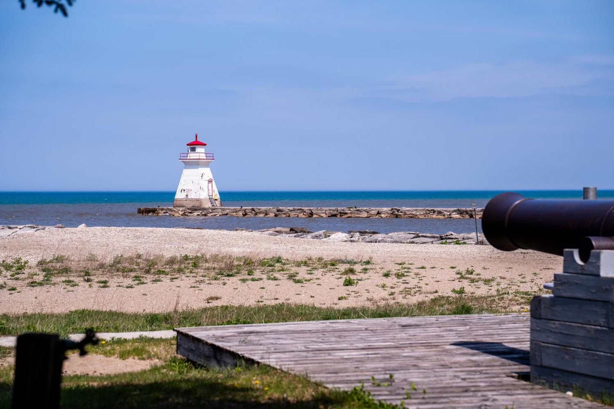 Globalstay New Houses Near Huron Lake ポート・エルジン エクステリア 写真
